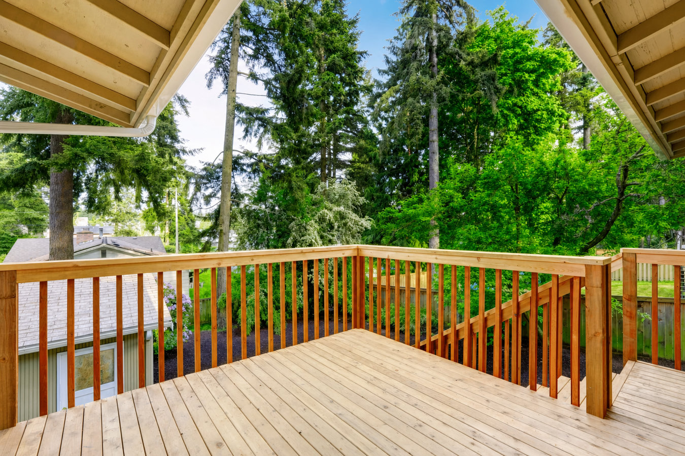 Deck railing installation in Murrieta, CA
