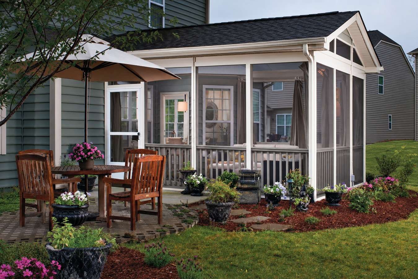Screened-in porches and screened decks